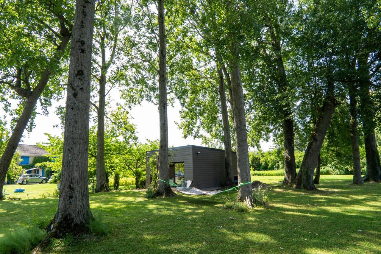 Capsule Nature & Photos - Jacuzzi - Netflix & Home Cinema - Ps5 & Jeu Thun-Saint-Martin Εξωτερικό φωτογραφία